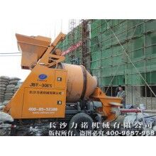 改变新农村施工方式，管式泵送机